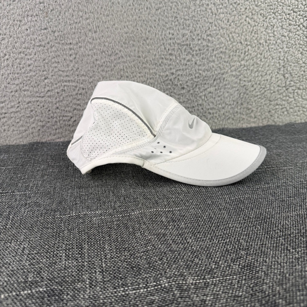 Vintage Nike Daybreak Dri-FIT Running Hat Mens 5 Panel White Perforated Mesh Cap